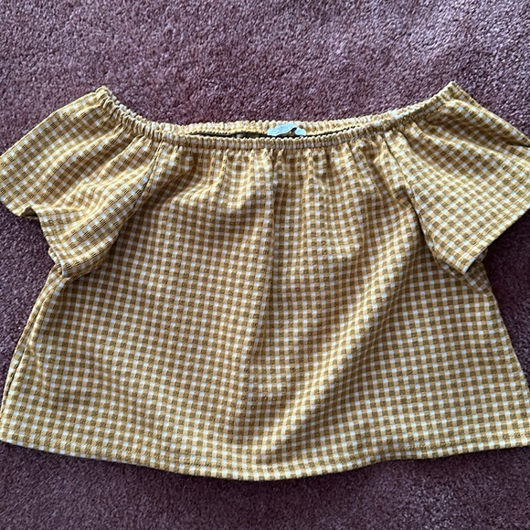 BUNDLE4for $30EBUC ZARA LADIES L CROP TOP WITH ELASTICIZED NECKLINE GOLD BLK WHT - Picture 2 of 6